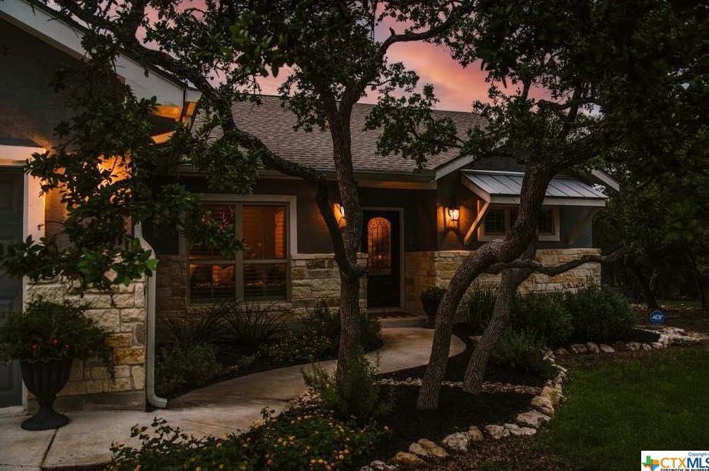 524 Lasso Loop, New Braunfels, TX