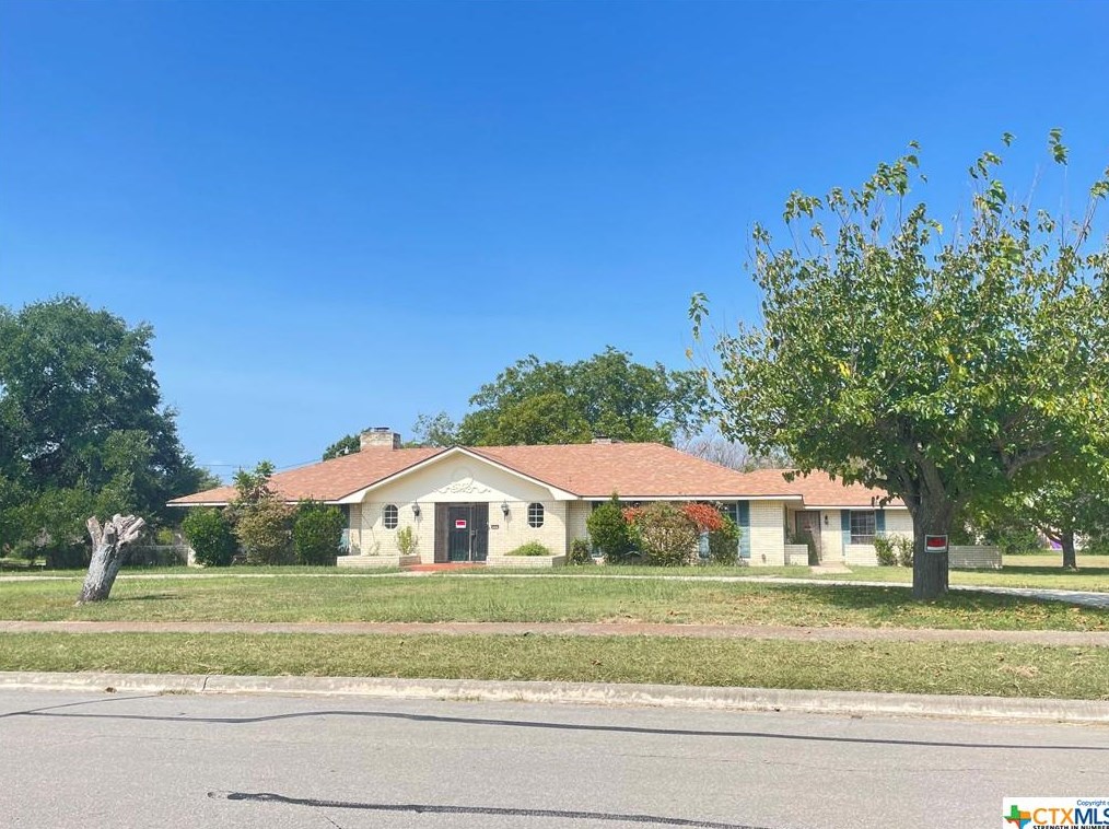 2105 Acron Dr, Killeen, TX 76543-2936