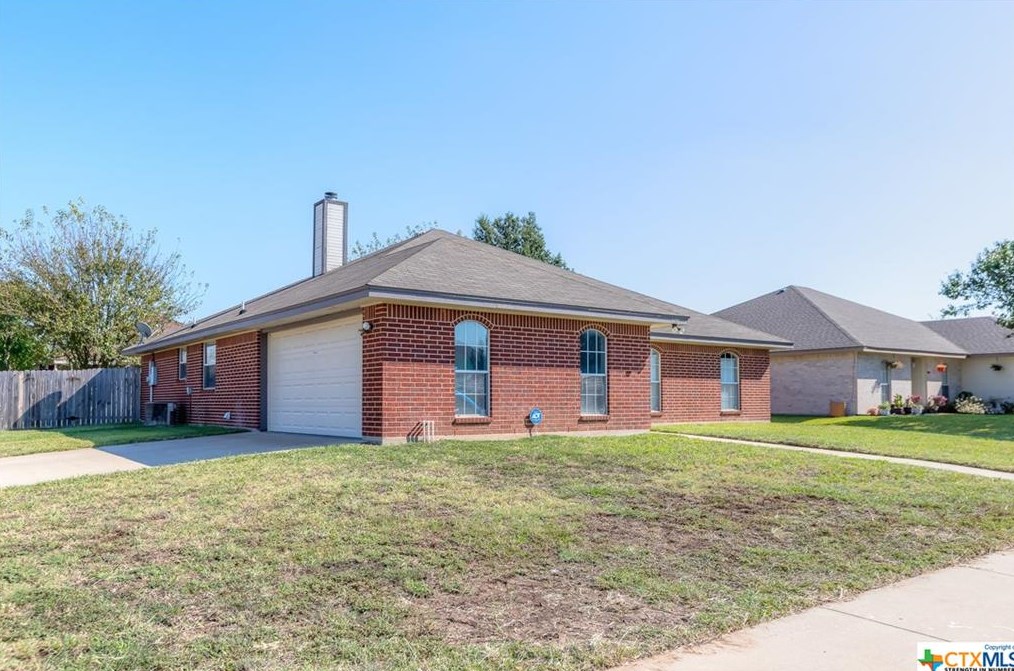 4400 Lonesome Dove Dr, Killeen, TX 76549-2958