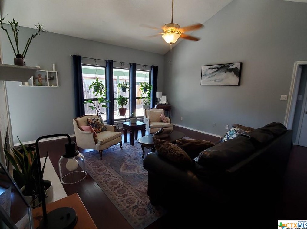 1772 Belmead Dr, New Braunfels, TX 78130-2313