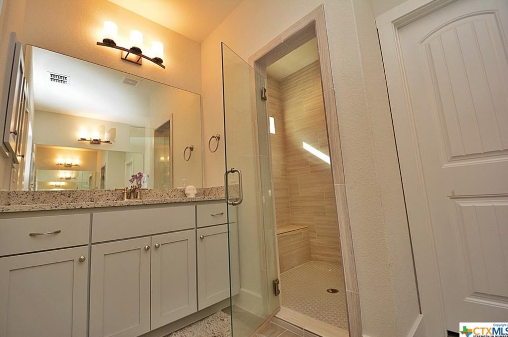 1411 Rocky Rdg Loop, New Braunfels TX exterior