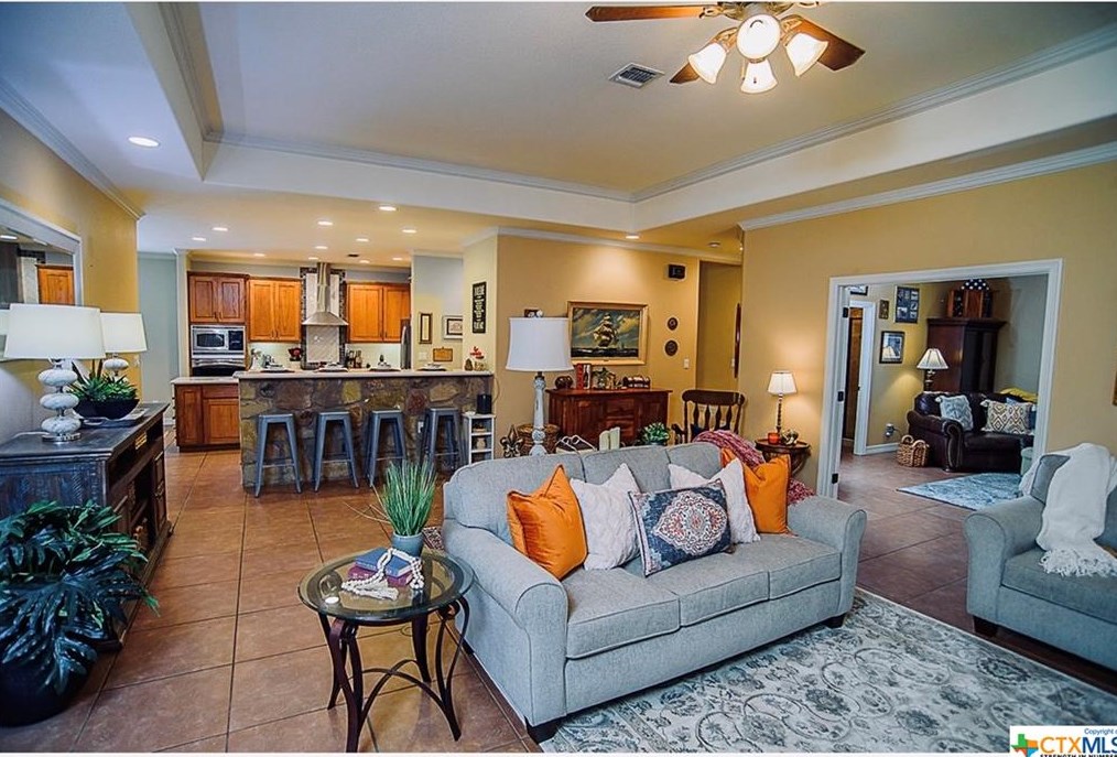 10110 Kopplin Rd, New Braunfels TX 78132-4668 exterior