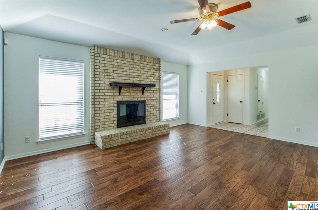 2003 Cedarview Dr, Killeen, TX 76543-3982