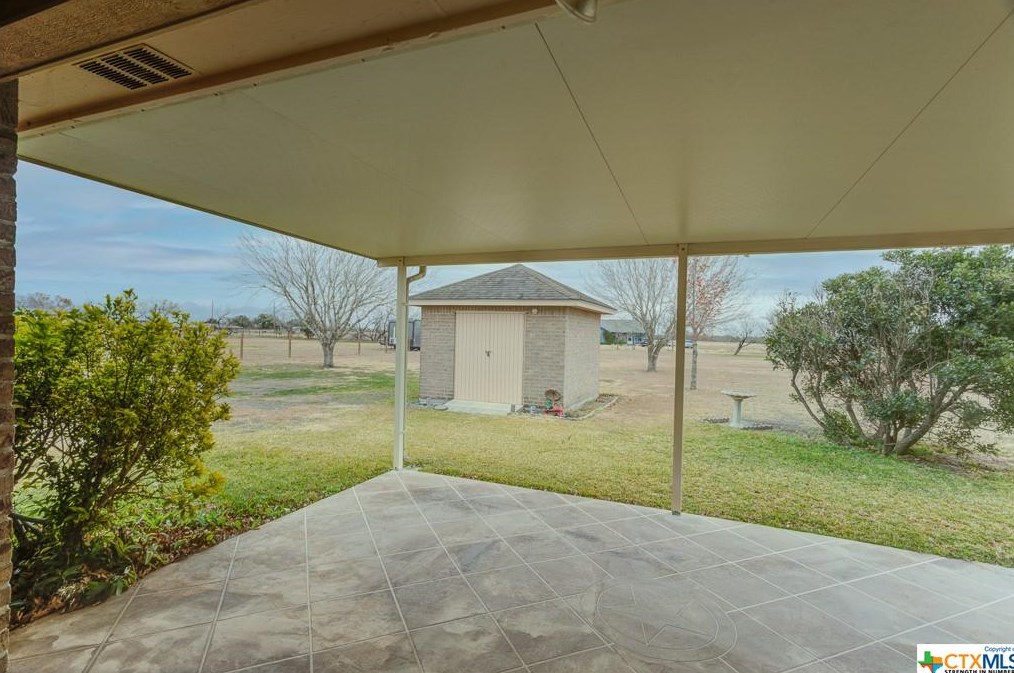 189 Gustav Ln, San Marcos, TX 78666-2167