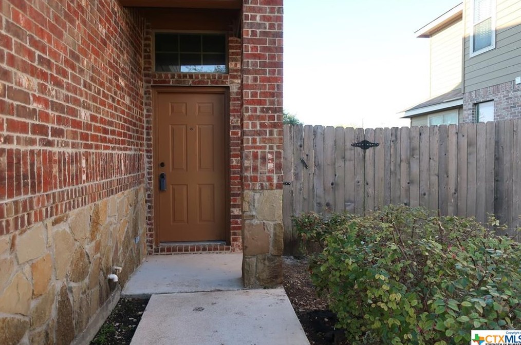305 Rosalie Dr, New Braunfels, TX 78130