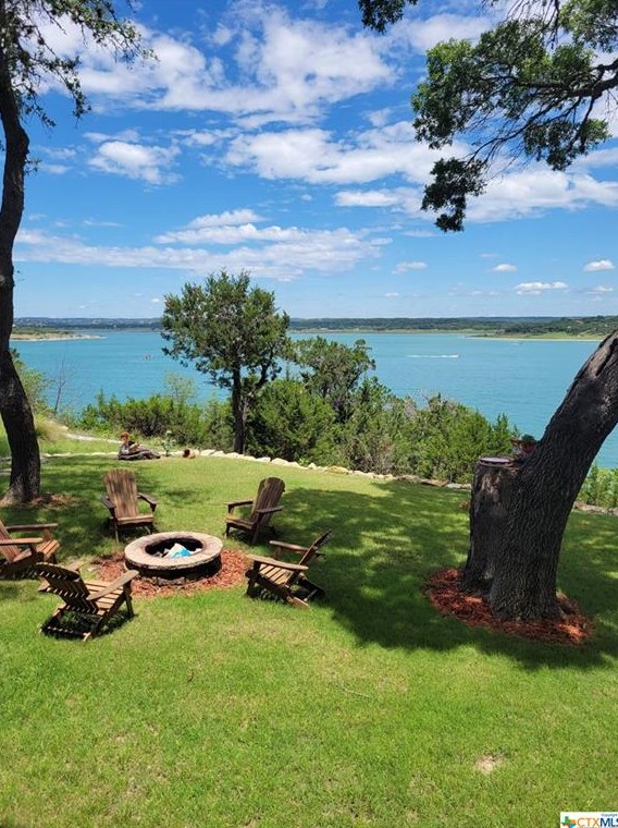 1870 Stagecoach Dr, New Braunfels TX 78133-4059 exterior