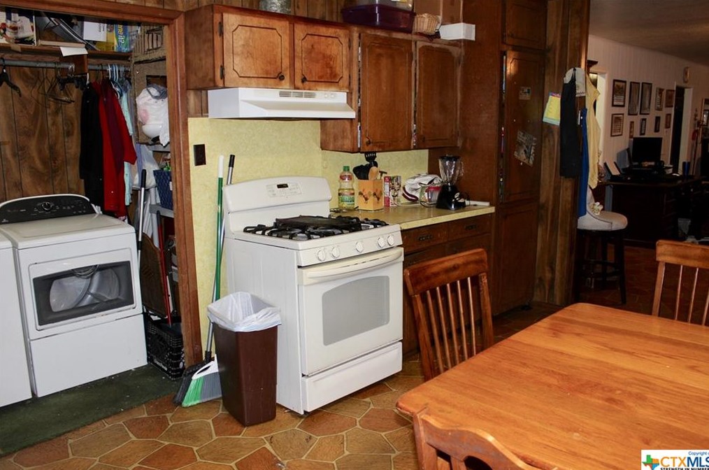 187 Central Ave, New Braunfels TX 78130-4118 exterior