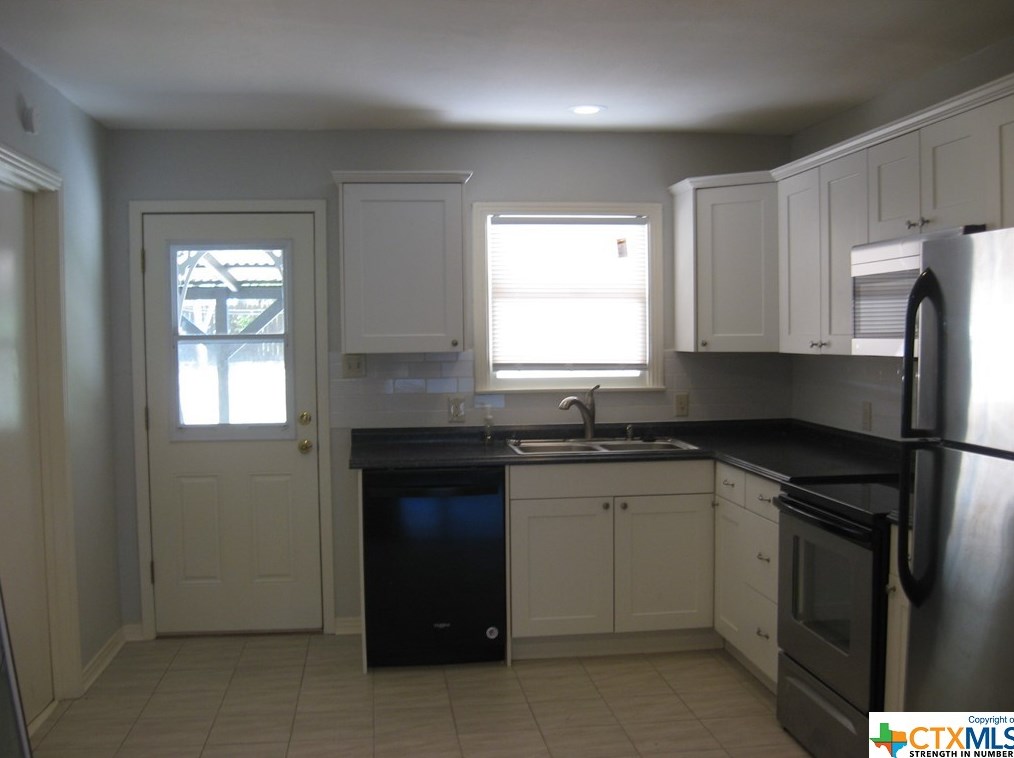921 35th St, Temple, TX 76504-5239