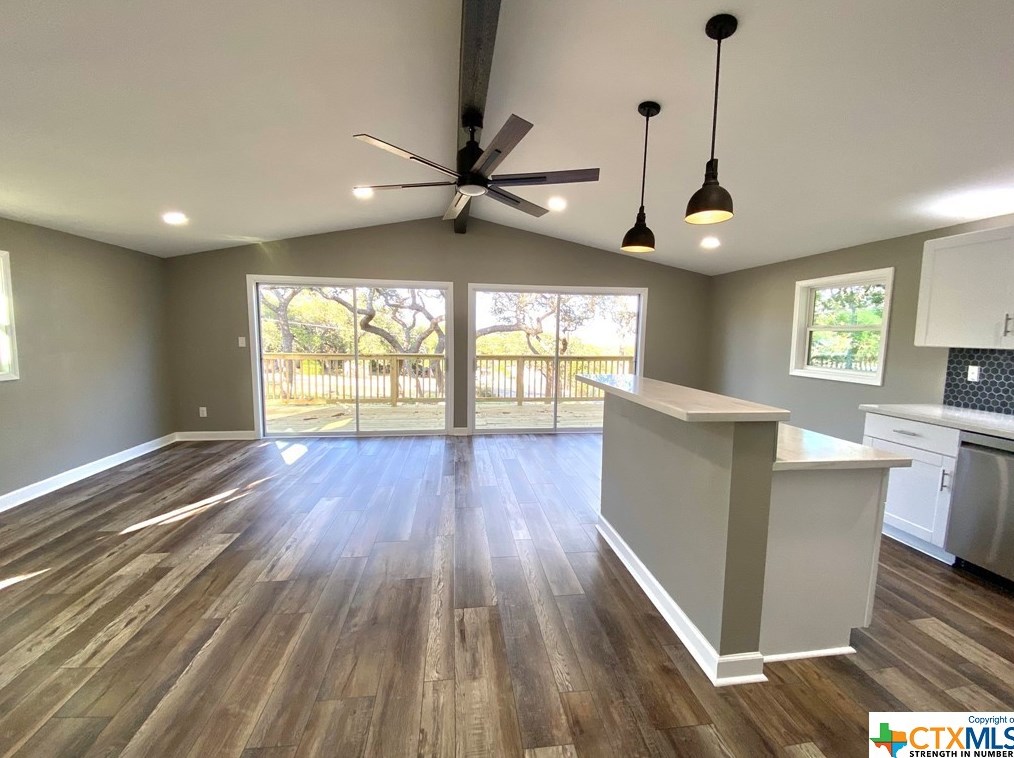 1488 Highview St, New Braunfels, TX 78133-4281