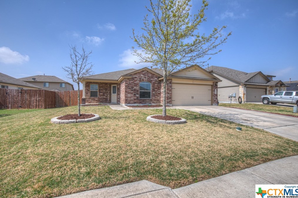 2664 Diamondback Trl, New Braunfels, TX 78130-4112