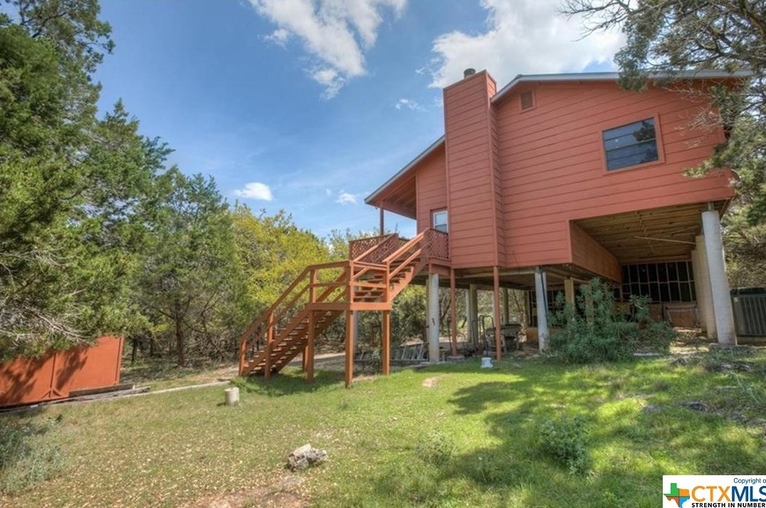 277 Riviera Dr, New Braunfels, TX 78133