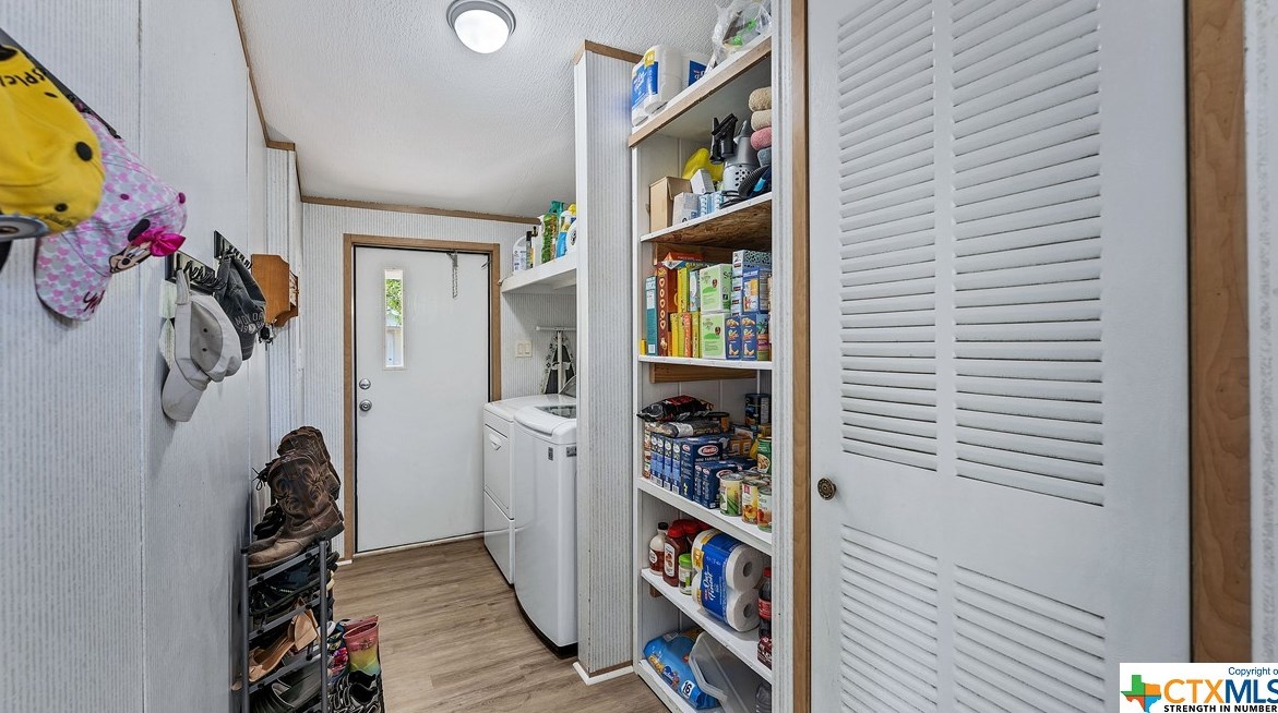 9225 Fm 1117, Seguin TX 78155-9643 exterior