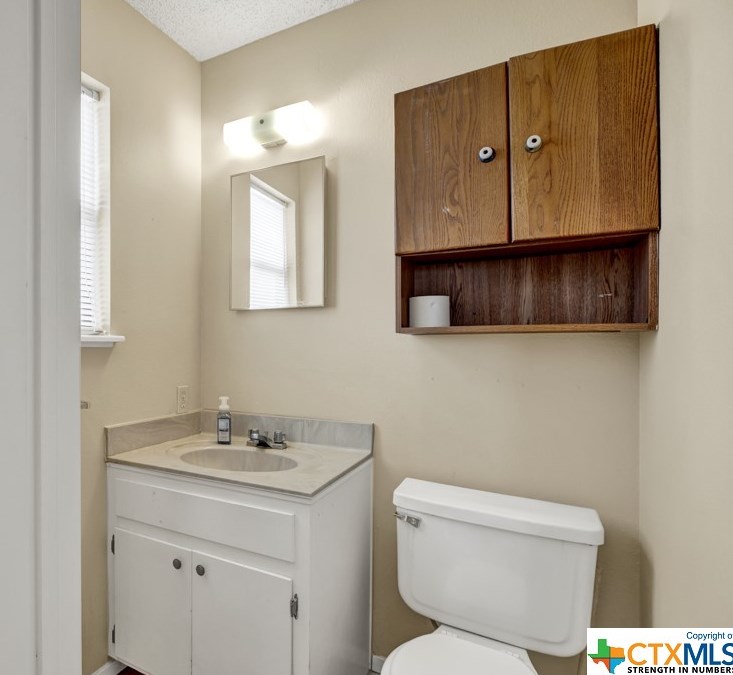 221 Gruene Rd, New Braunfels TX  78130-3213 exterior