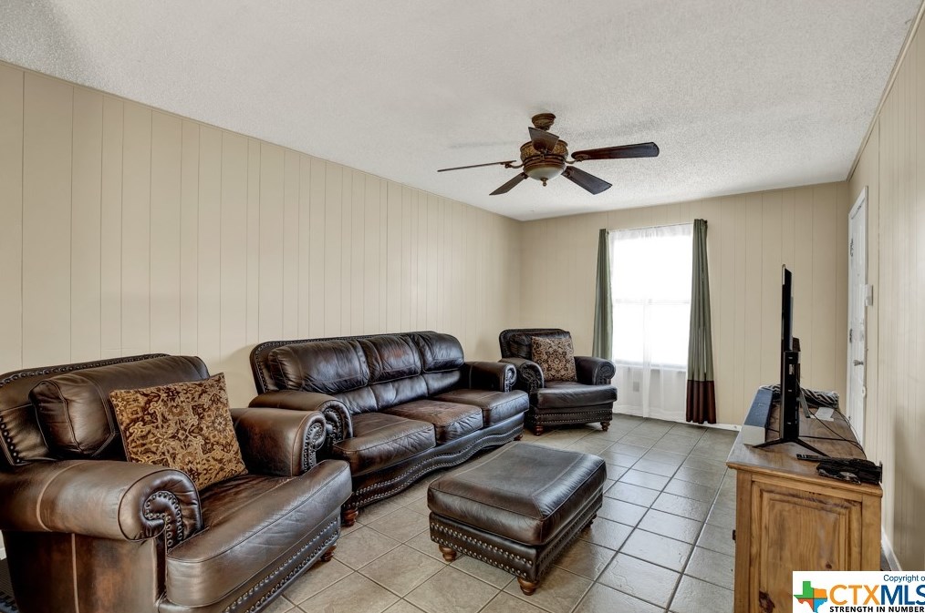 221 Gruene Rd, New Braunfels TX  78130-3213 exterior