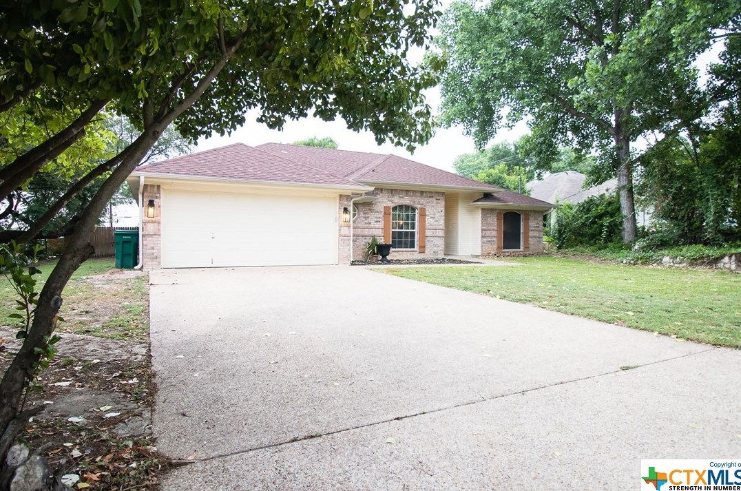 1615 Tanglewood Dr, Killeen, TX 76548-1570