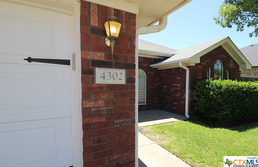 4302 Adolph Ave, Killeen, TX 76549-2566