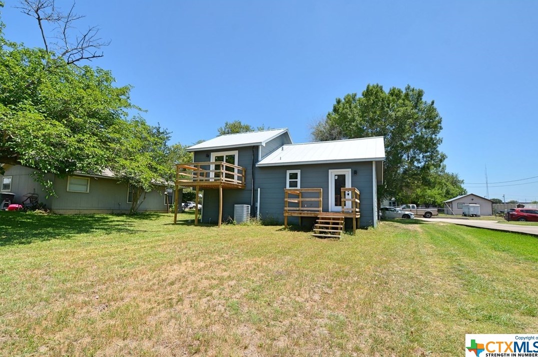 2902 Katy St, New Braunfels TX 78130-6317 exterior