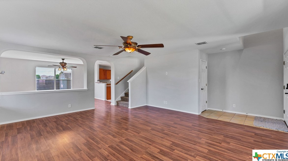 2492 Medina Dr, New Braunfels TX 78130-3195 exterior