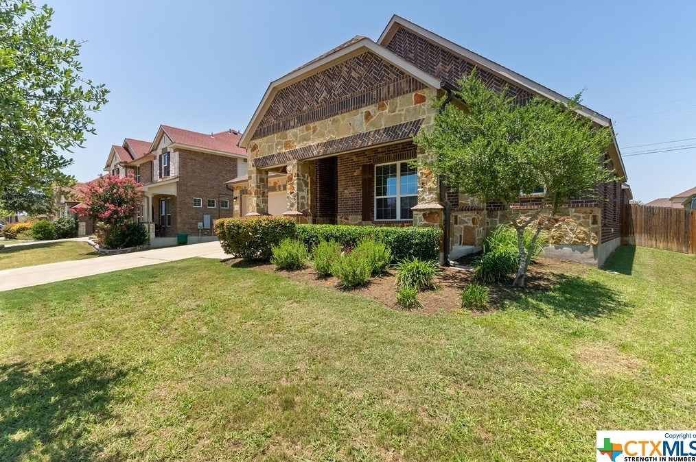 807 Cathedral Ct, Killeen, TX 76548-8841