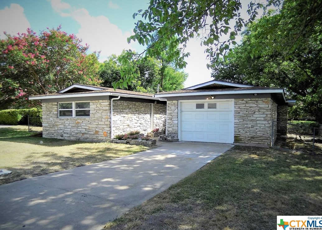 1114 Robindale Dr, Killeen, TX 76549-1103