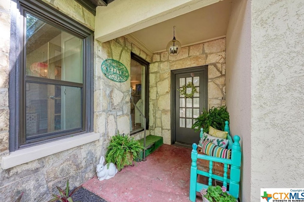 514 Naruna Rd, Lampasas, TX 76550-3000