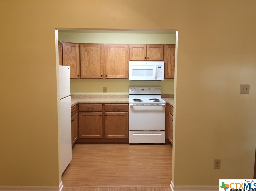 901 Hillyer St, San Marcos, TX 78666