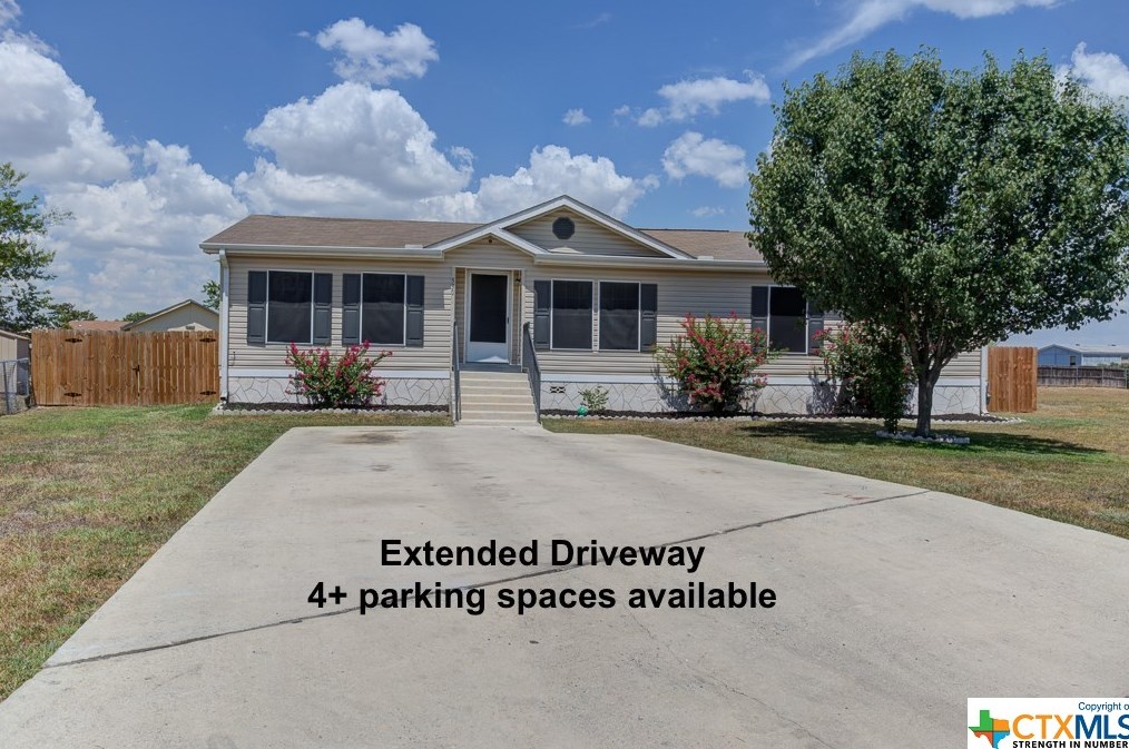 530 Northgate Cir, New Braunfels, TX 78130-2544