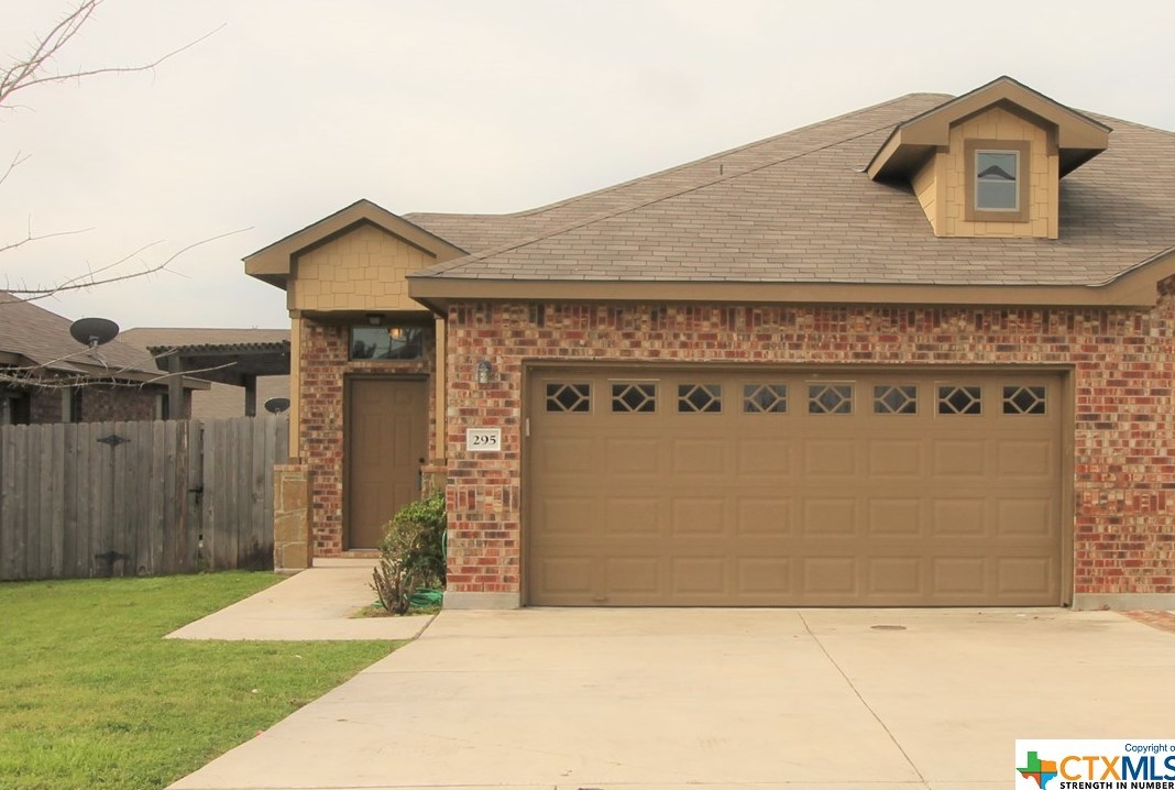 295 Rosalie Dr, New Braunfels, TX 78130