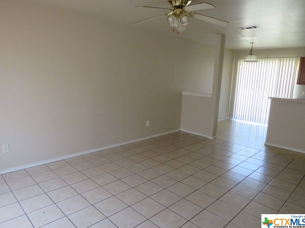 5701 Redstone Dr #c, Killeen, TX 76543