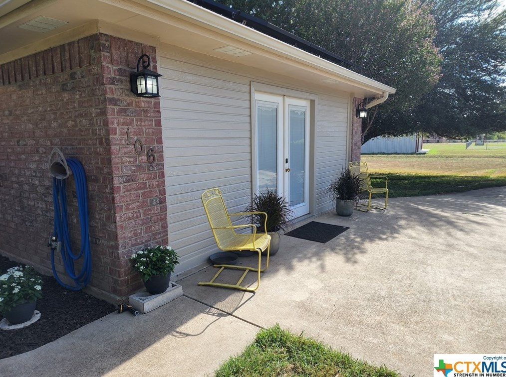 106 Western Ridge Rd, Gatesville, TX 76528-9400