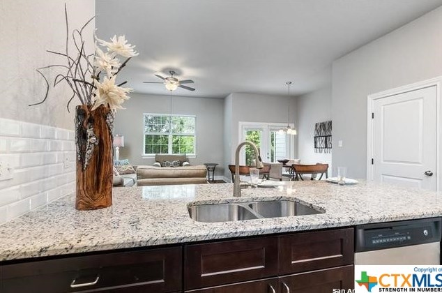 3067 View Ridge Dr #16, Spring Branch, TX 78070