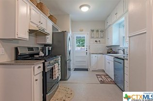 712 N 11th St, Temple, TX 76501