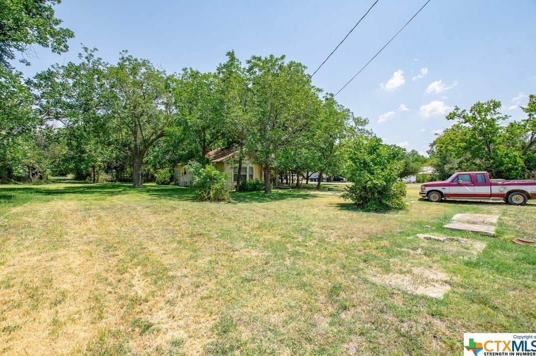 204 Sumbera St, Vilas, TX