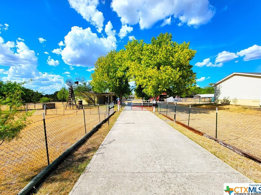 836 Blue Stem Dr, Copperas Cove TX  76522-7604 exterior