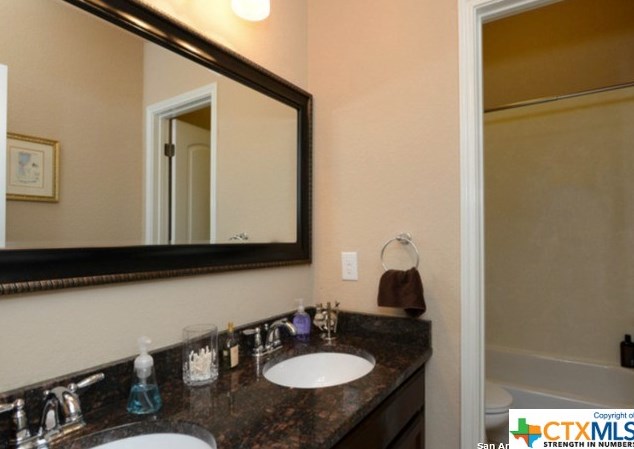 25030 Buttermilk Ln, San Antonio, TX 78255