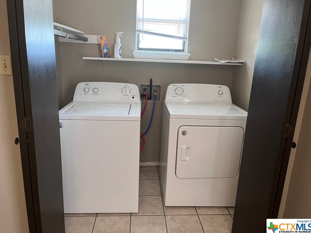 1500 Earle St, San Marcos TX  78666-2634 exterior