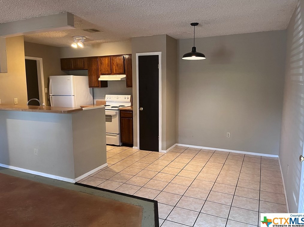 1500 Earle St, San Marcos TX  78666-2634 exterior