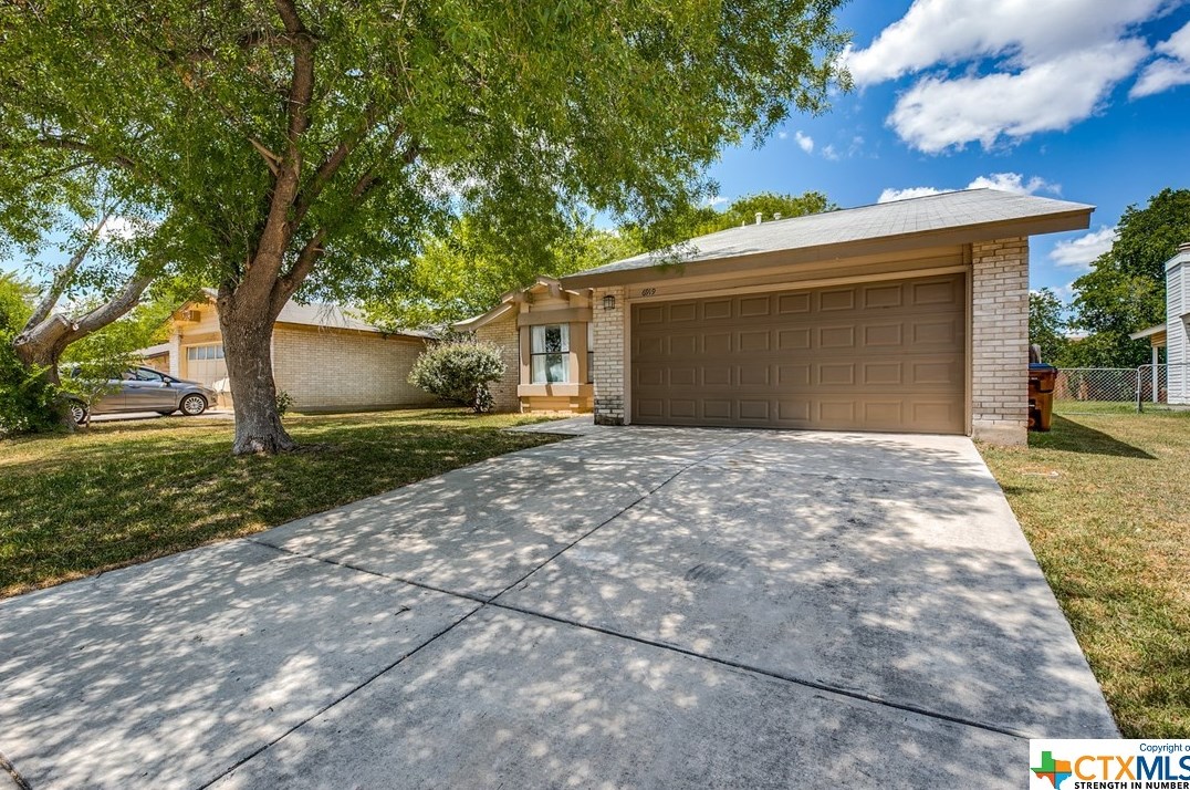6919 Brecon, San Antonio, TX 78239-3365