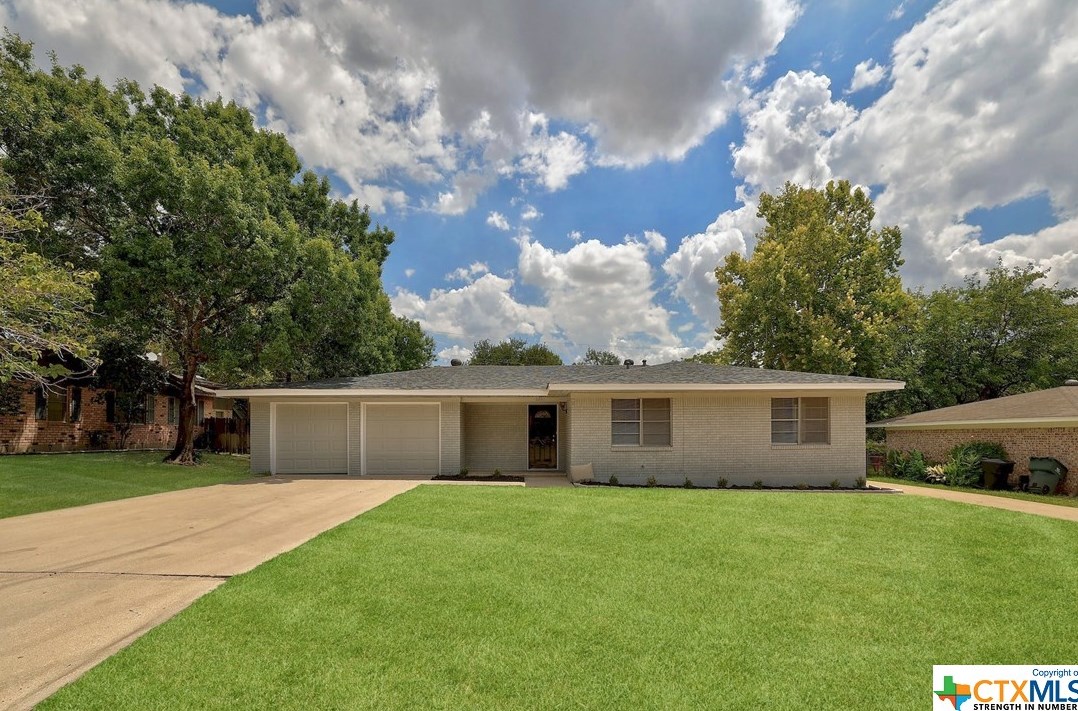 3201 Las Moras Dr, Temple, TX 76502-1647