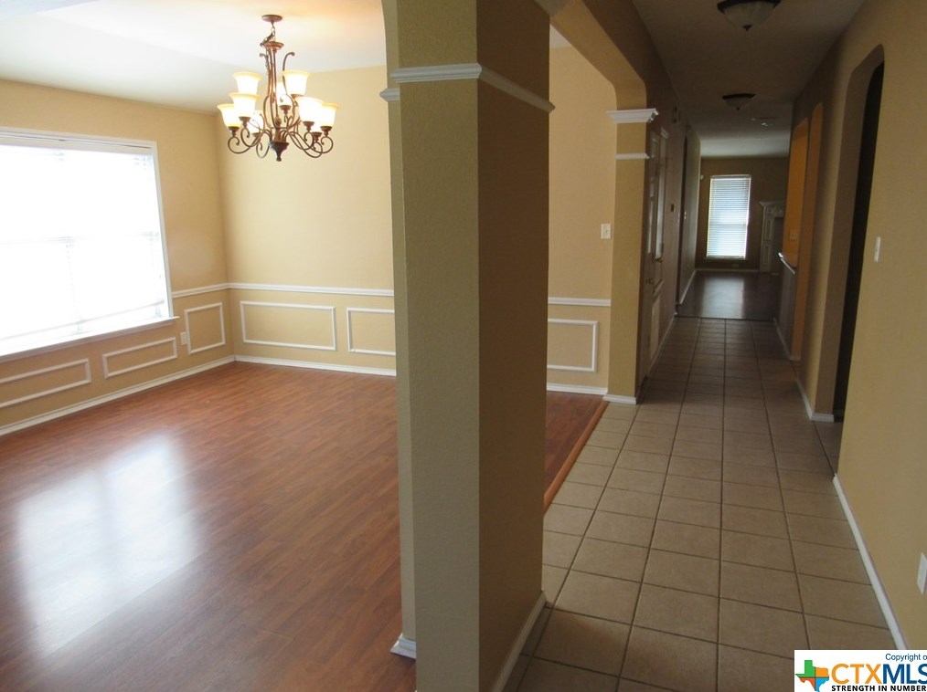 105 Village Dr, Killeen, TX 76548