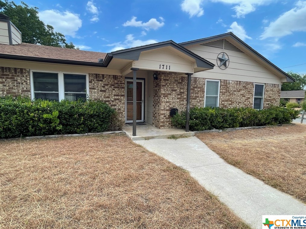 1711 Topaz Rd, Killeen, TX 76543