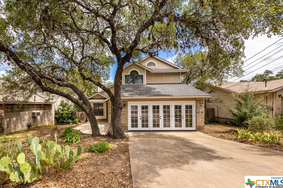 1913 Ramona Cir, San Marcos, TX 78666-2228