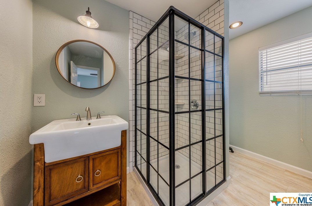 1913 Ramona Cir, San Marcos TX 78666-2226 exterior