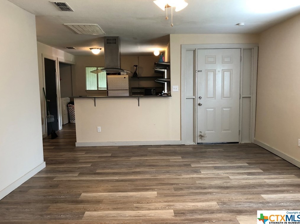 127 West End Ave, New Braunfels, TX 78130-6919