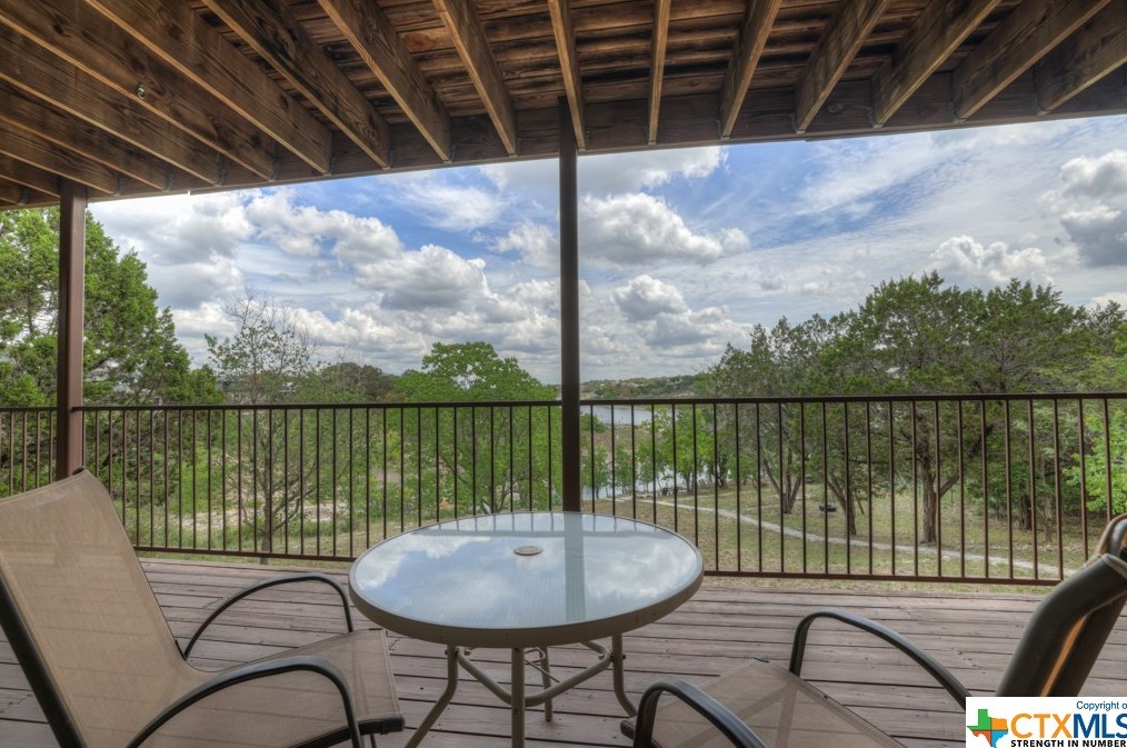 2078 Colleen Dr, New Braunfels TX 78133-5336 exterior