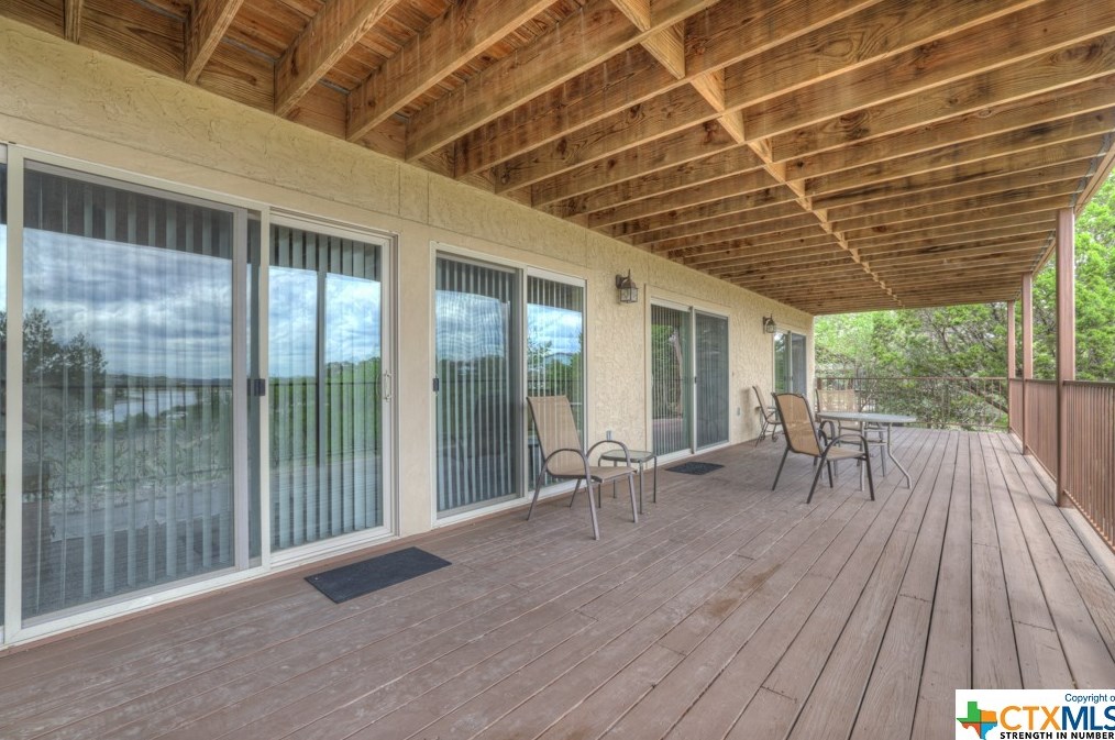 2078 Colleen Dr, New Braunfels TX 78133-5336 exterior