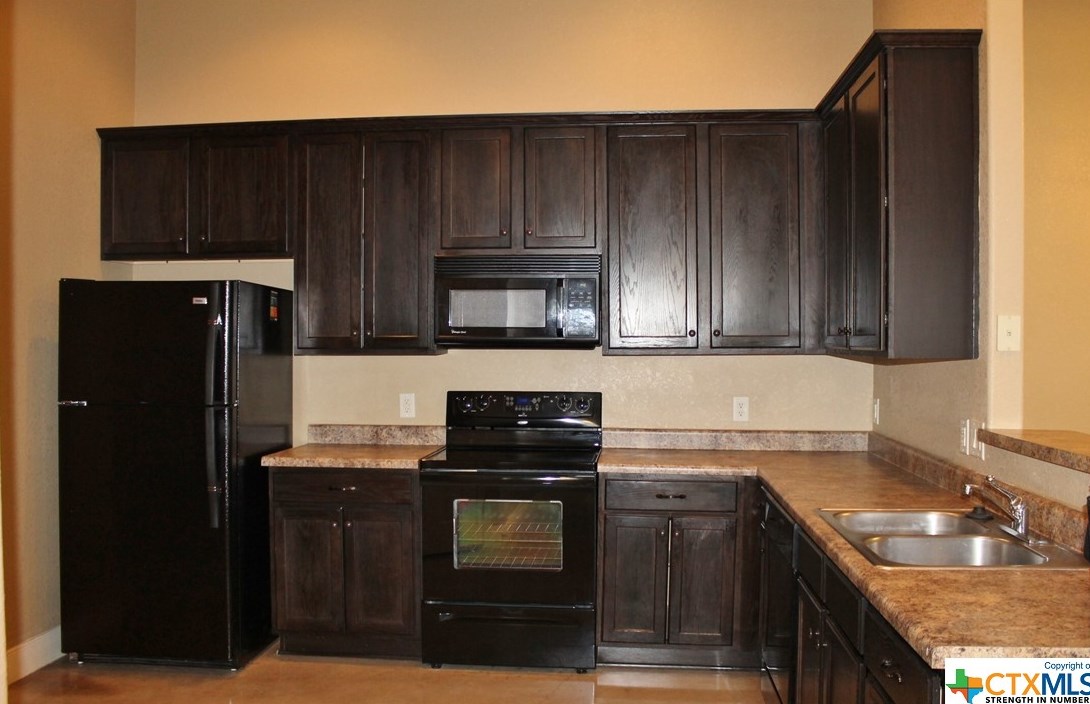 224 Anne Louise Dr #a, New Braunfels, TX 78130