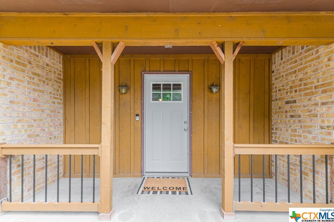 2320 Cedar Grove St, New Braunfels, TX 78132-3716