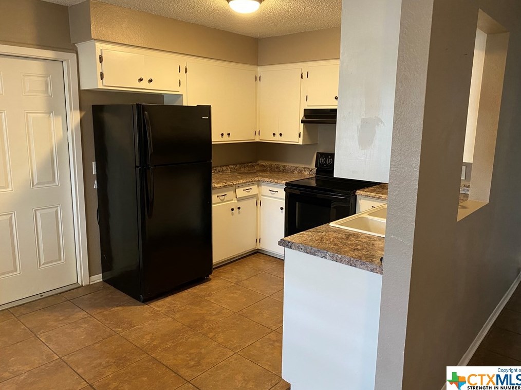 4601 Camellia St, Victoria, TX 77904