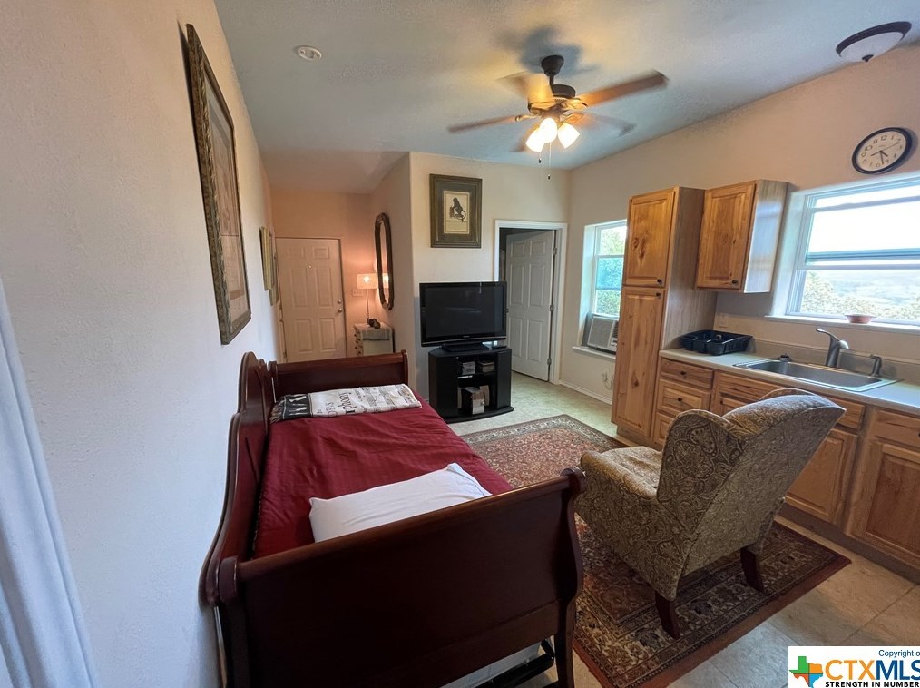 532 Stenen Dr, New Braunfels TX  78133-5495 exterior